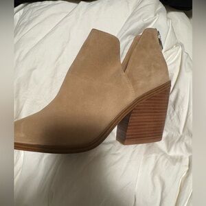 Vince Camuto Booties